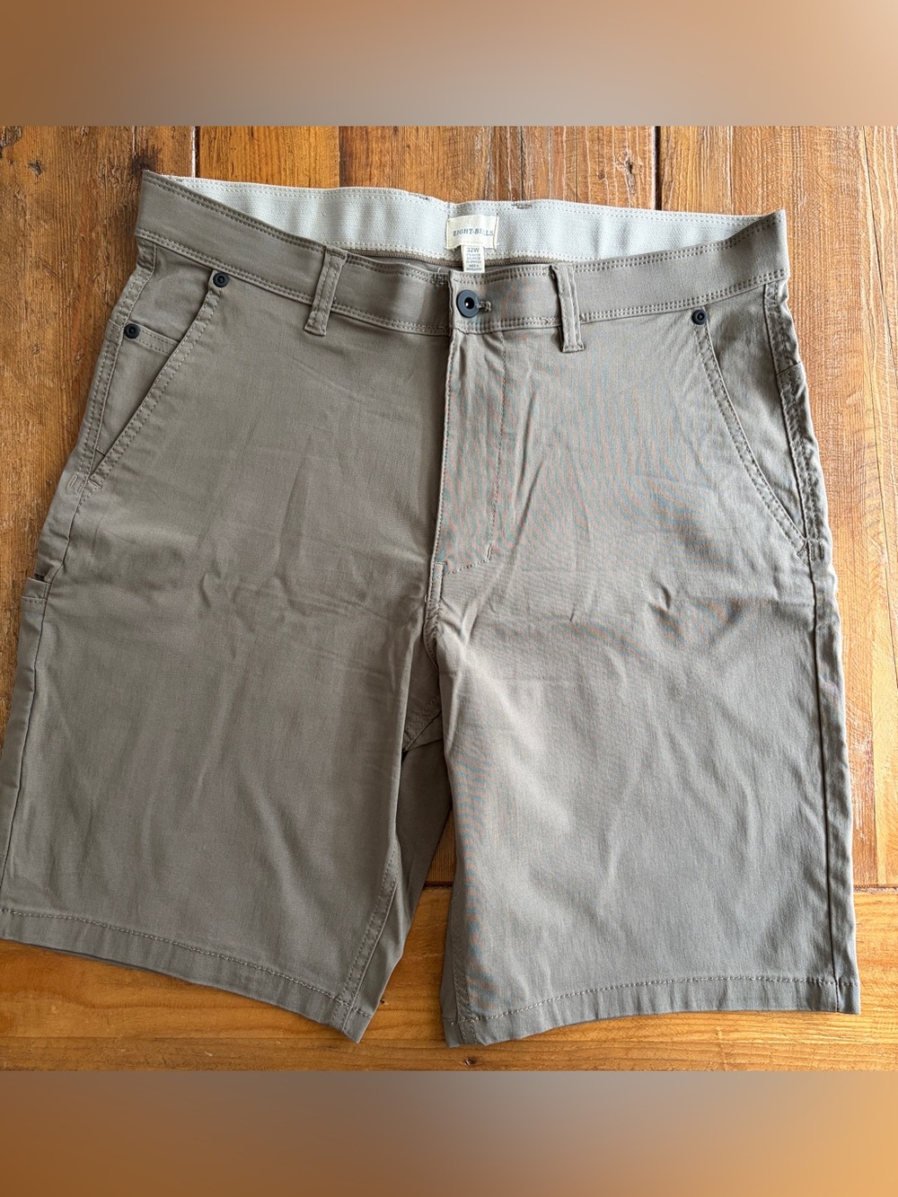 Men's Casual Khaki Shorts - Classic Everyday Style